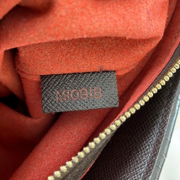 LOUIS VUITTON Damier Ebene Canvas Venice Sac Plat Bag - Picture 13 of 13